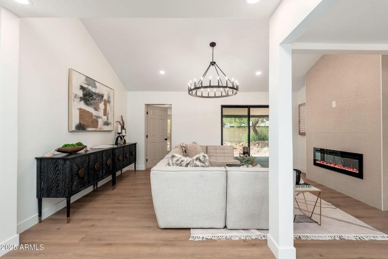 3417 E Montecito Ave - 09