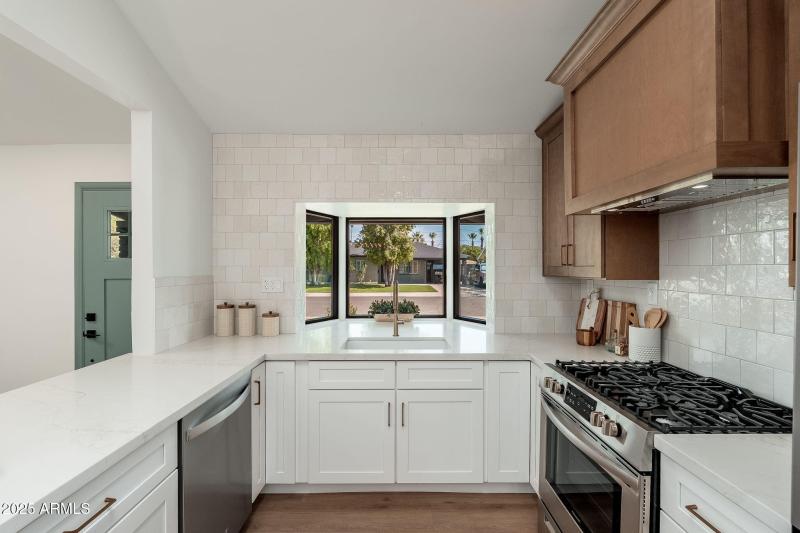 3417 E Montecito Ave - 16
