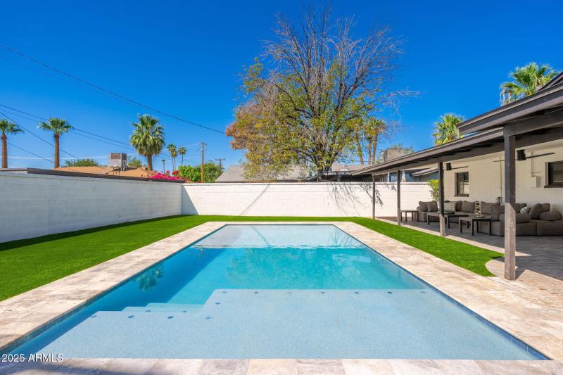 3417 E Montecito Ave, 09-20 - 12