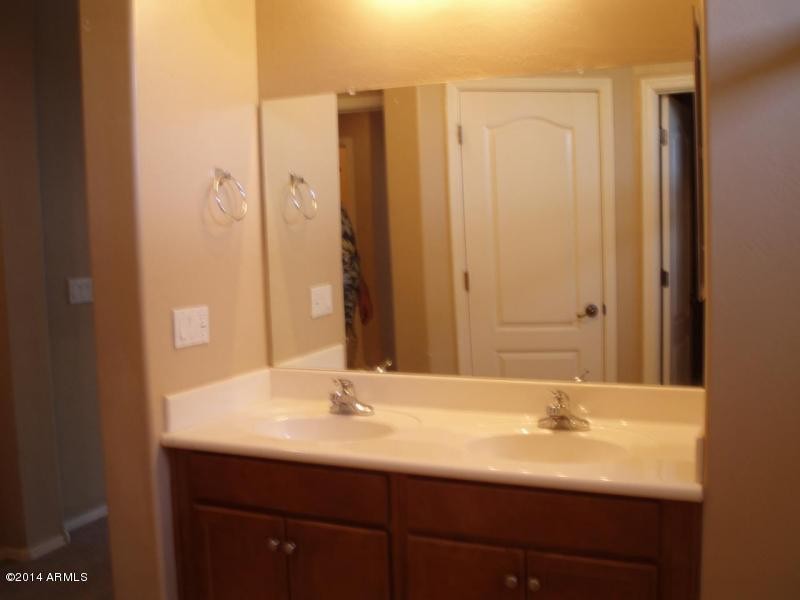 Double sinks in master suite