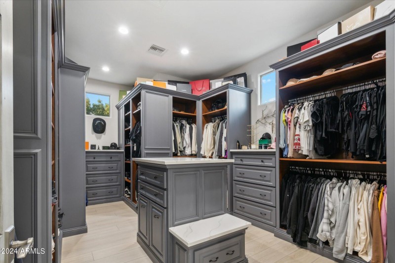 Primary Suite Closet