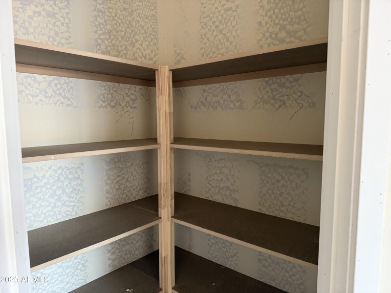 005 Pantry