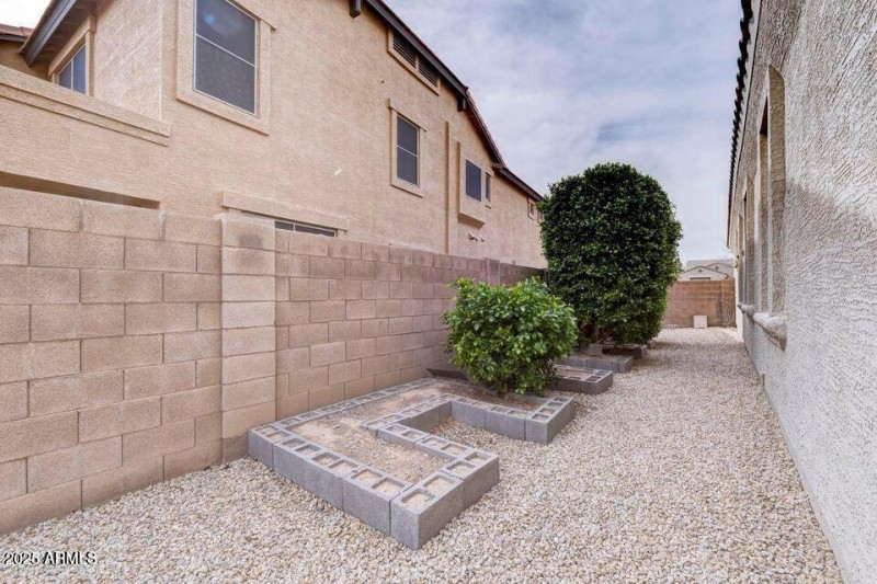 20250624211350502293000000-o