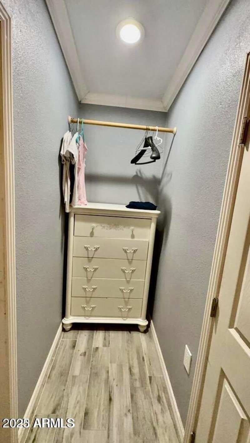 closet 2 main