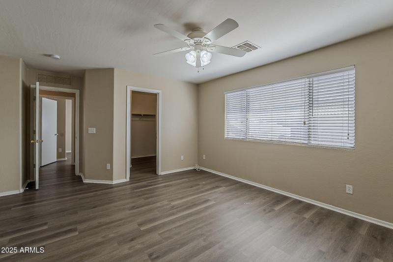 30-web-or-mls-Paseo Way-30