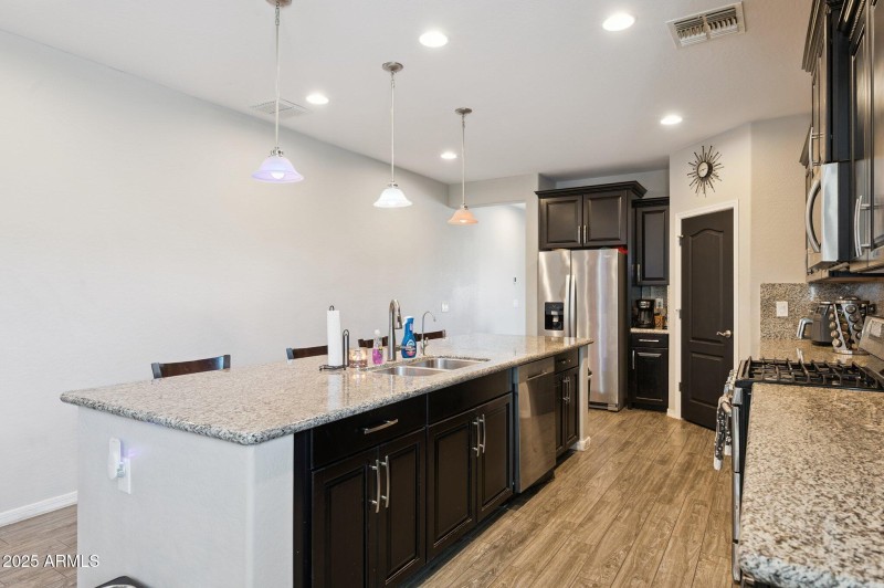 9-web-or-mls-41721-w-anne-ln