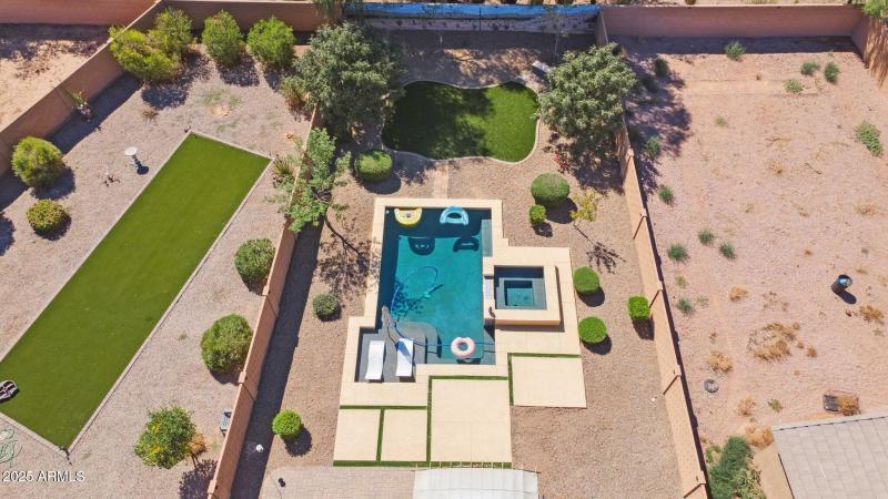 39-web-or-mls-41721-w-anne-ln