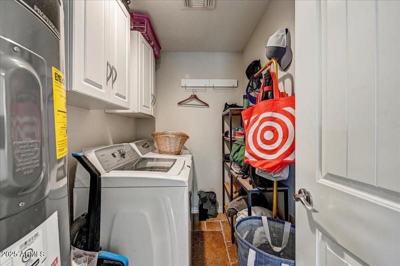 23-Laundry Room