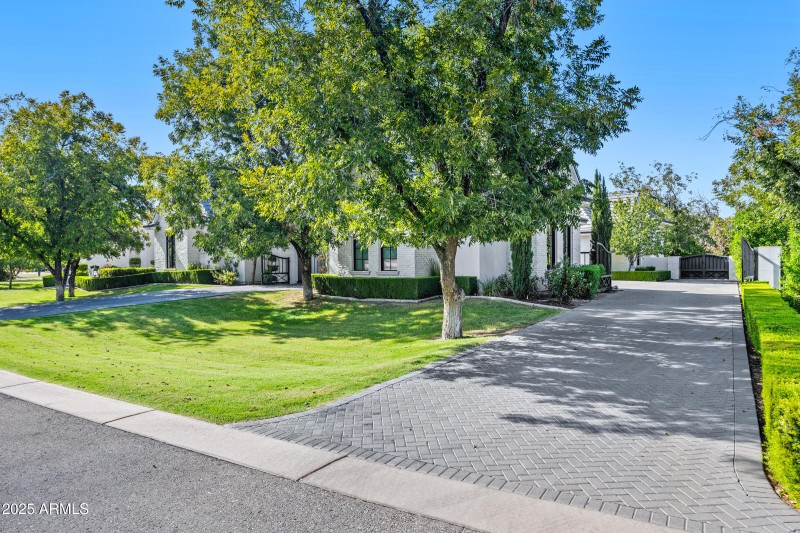 20574 E Cloud Rd-6