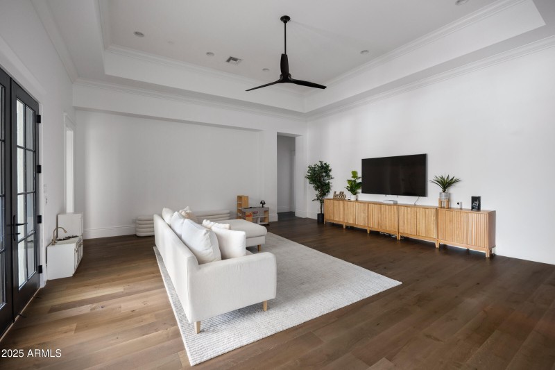 20574 E Cloud Rd-39