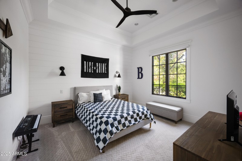 20574 E Cloud Rd-43