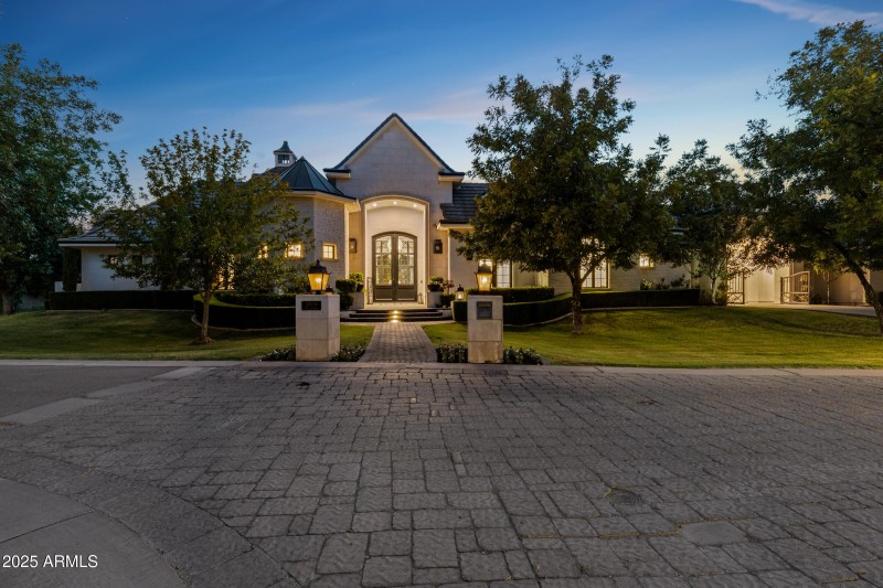 20574 E Cloud Rd-72
