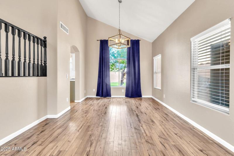 634 W Juanita Ave-6