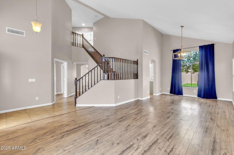 634 W Juanita Ave-8