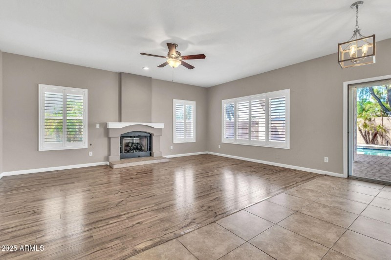 634 W Juanita Ave-13