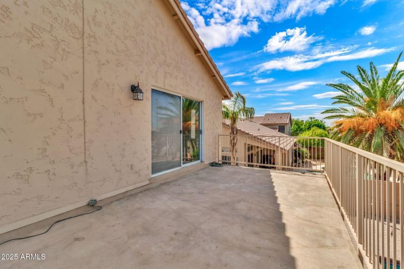 634 W Juanita Ave-22