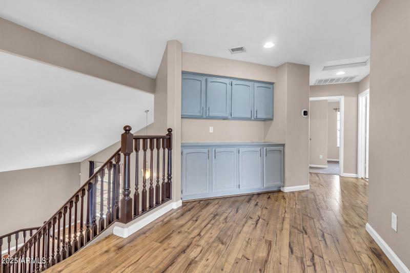 634 W Juanita Ave-35