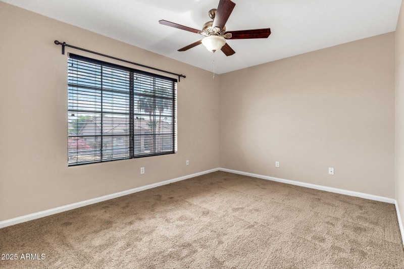 634 W Juanita Ave-39