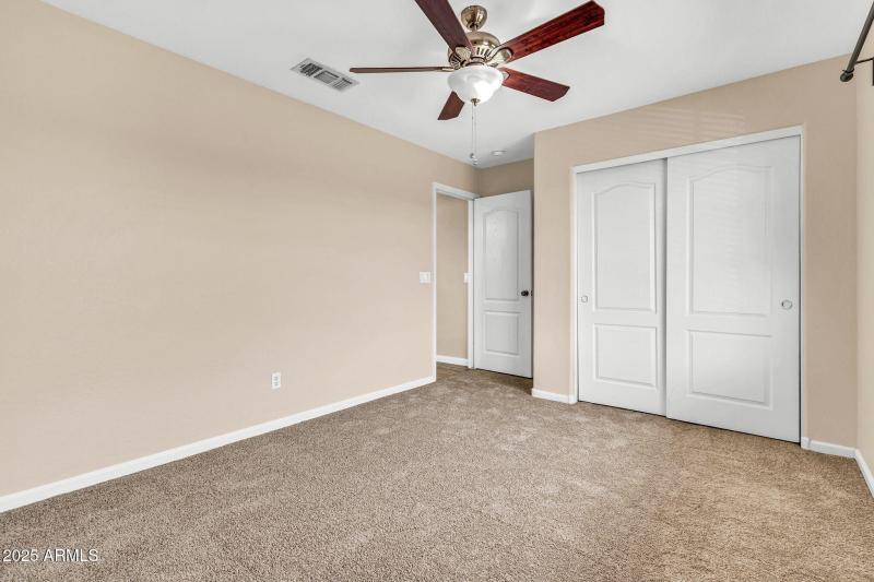 634 W Juanita Ave-40