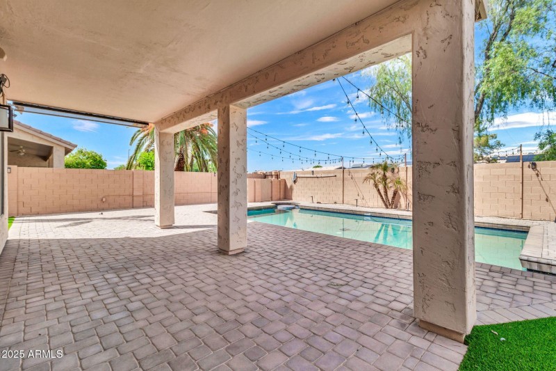 634 W Juanita Ave-46