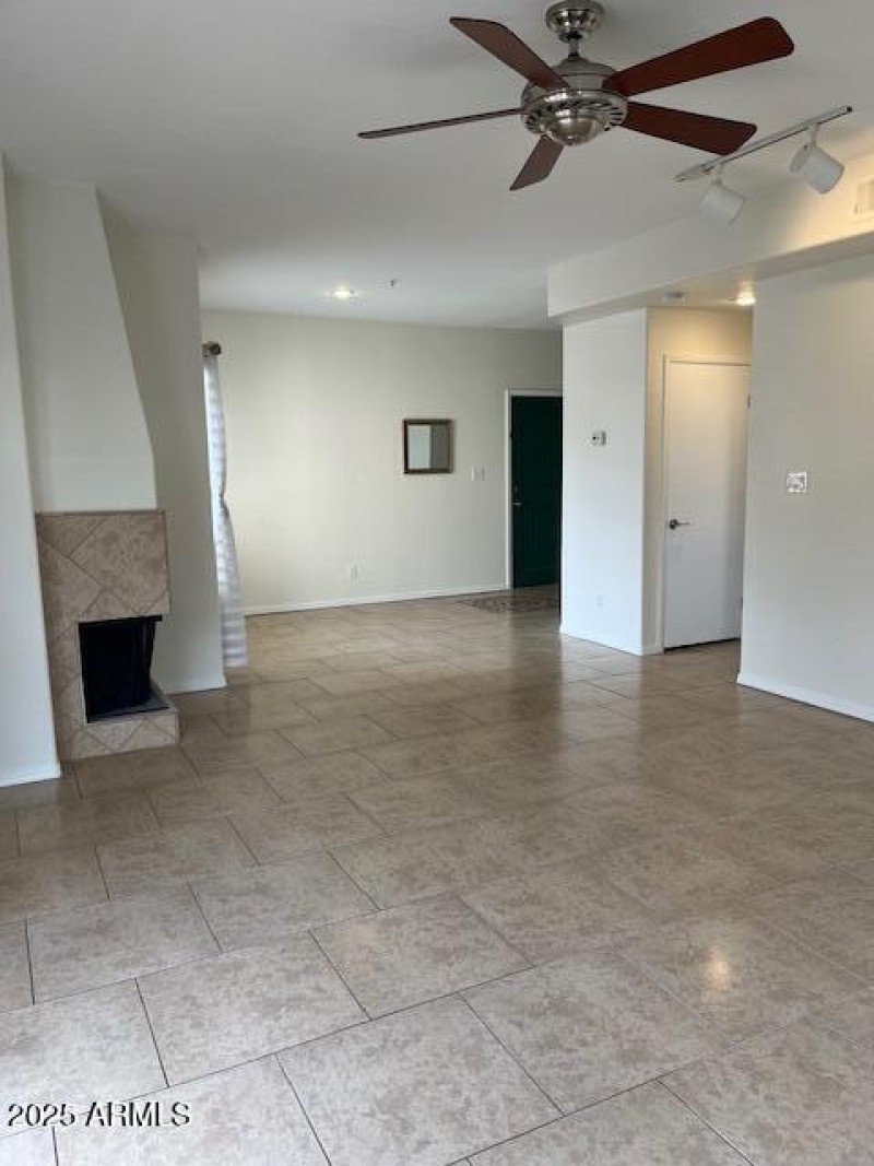 11333 N 92nd 1085 LVDR