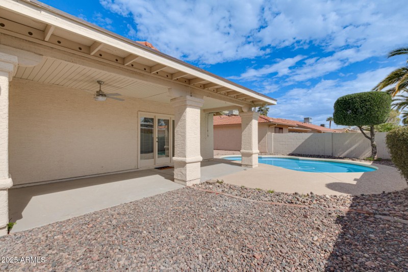 BACK YARD/PATIO/POOL