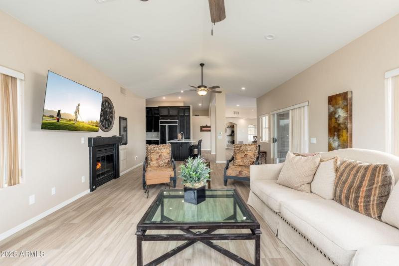 17047 E Dixileta Dr - 26