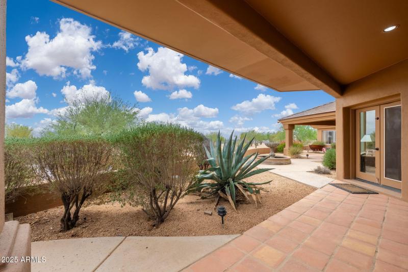 17047 E Dixileta Dr - 52