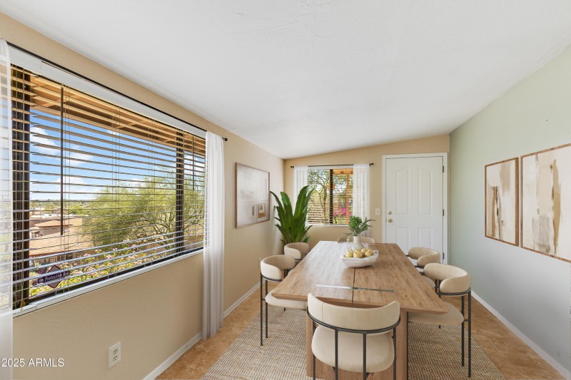 10628 N 10th Dr-dining room_Final