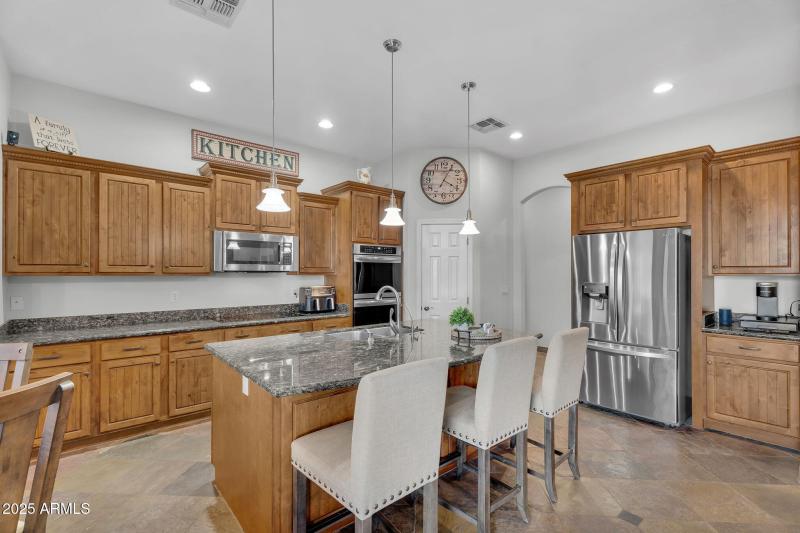 8-web-or-mls-221st-08