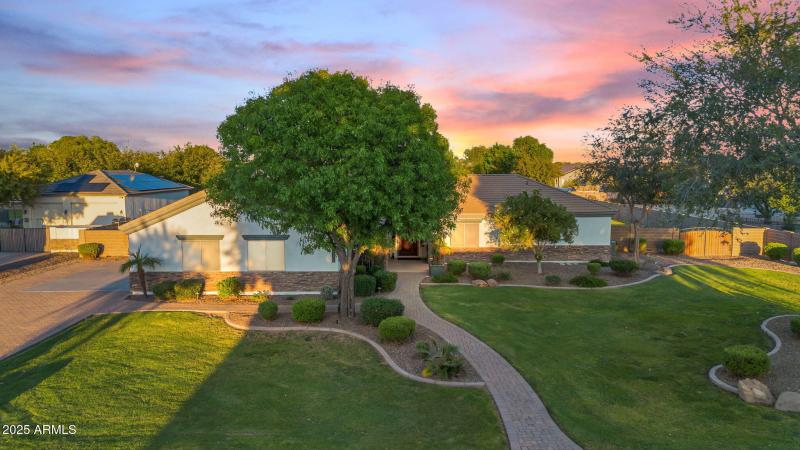 93-web-or-mls-DroneTwilight-02