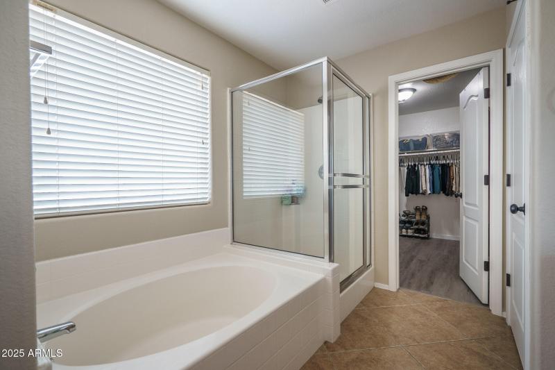 17) PRIMARY SUITE