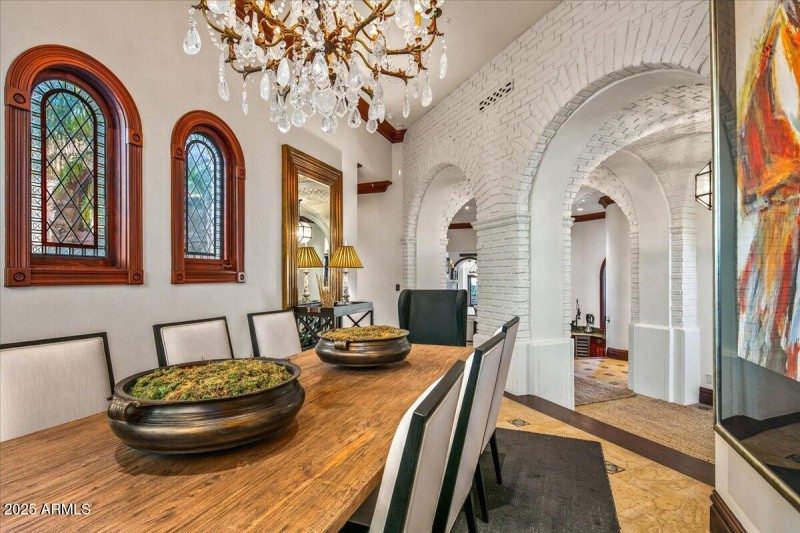 27-Formal Dining Room Details