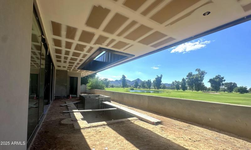 001_Covered Patio