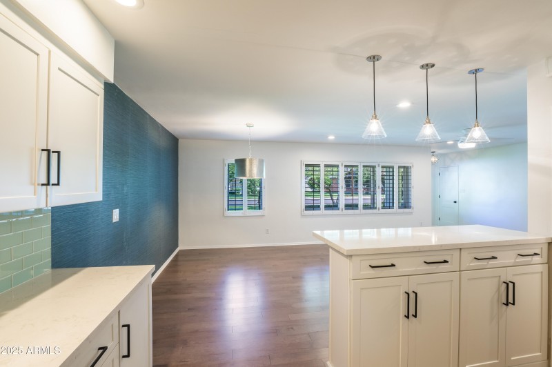 4546 E Cambridge-6