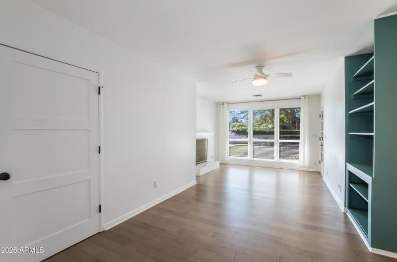 4546 E Cambridge-8