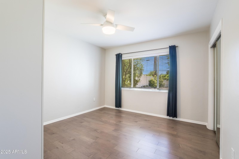 4546 E Cambridge-12