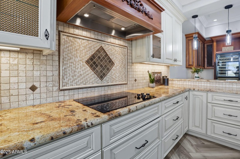 11-web-or-mls-8989 N Gainey Center Dr 11