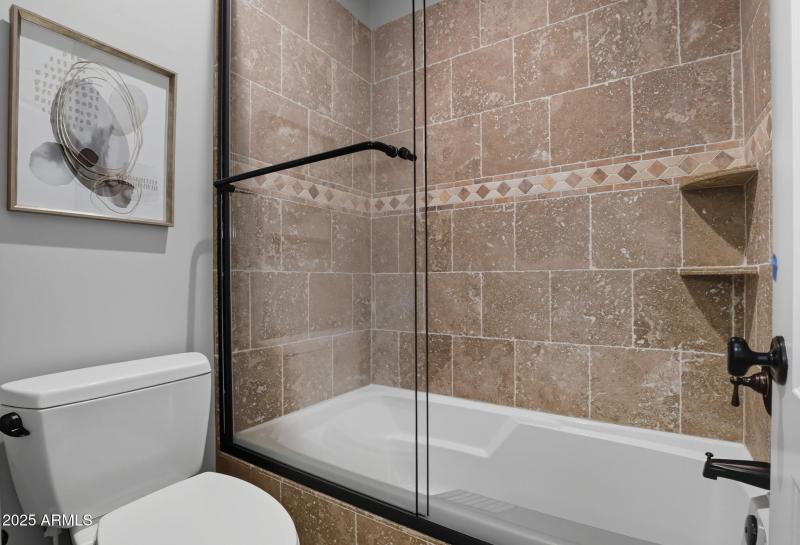 63-web-or-mls-8989 N Gainey Center Dr 11
