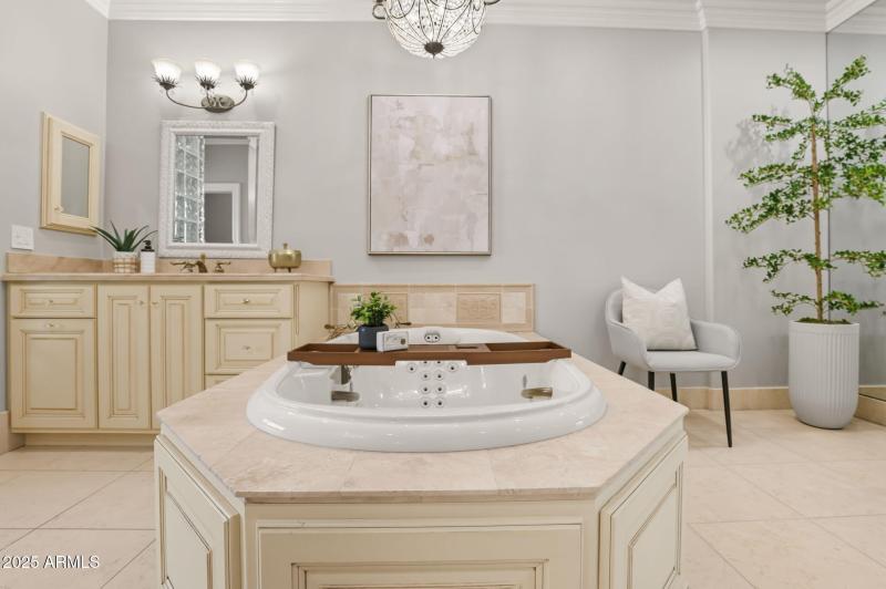 76-web-or-mls-8989 N Gainey Center Dr 11