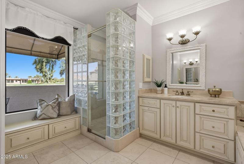 84-web-or-mls-8989 N Gainey Center Dr 11