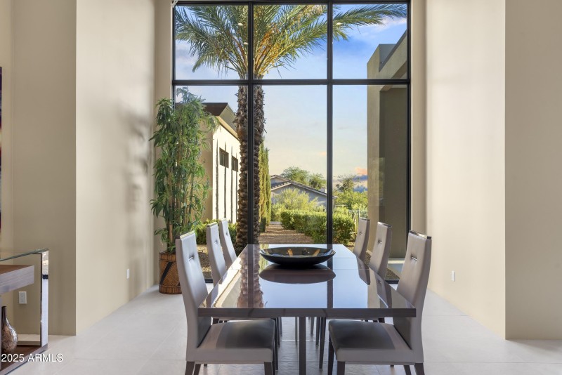 024_Dining Room