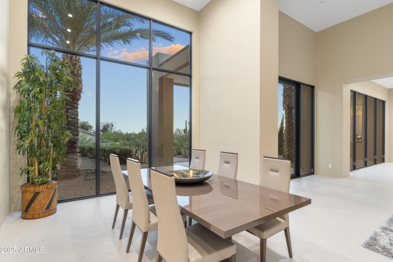 026_Dining Room
