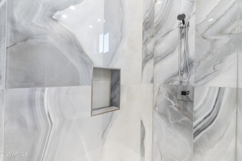 060_Bathroom