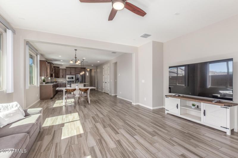 Great Room 12 Durant