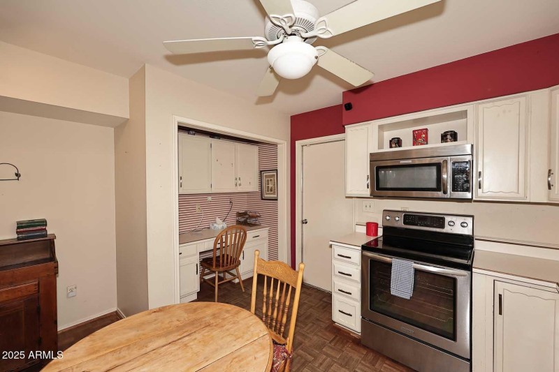 Kitchen-Range