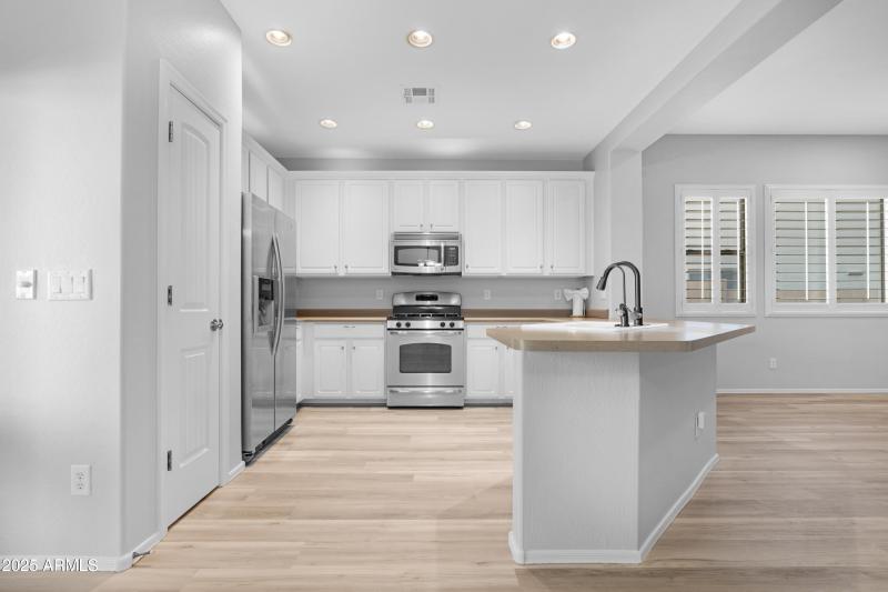 Kitchen 1