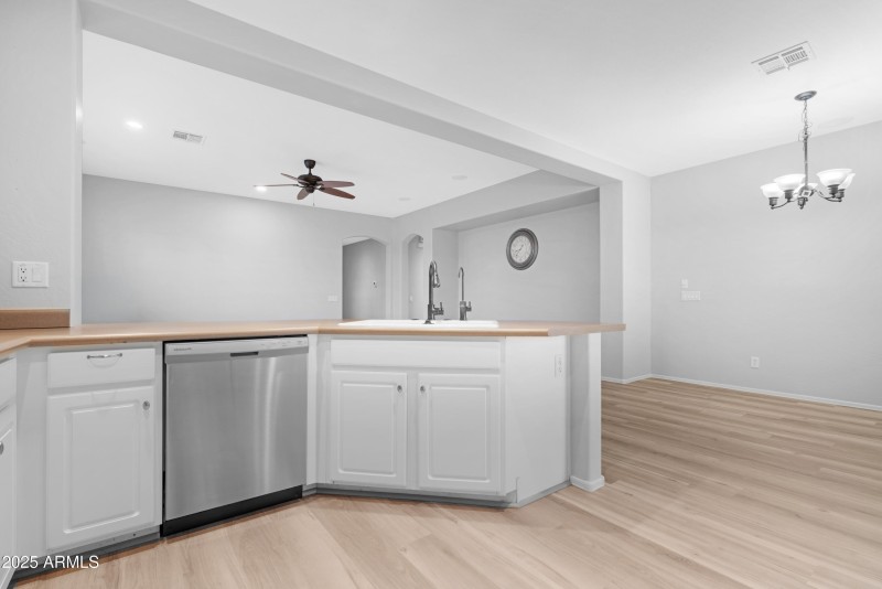 Kitchen 4