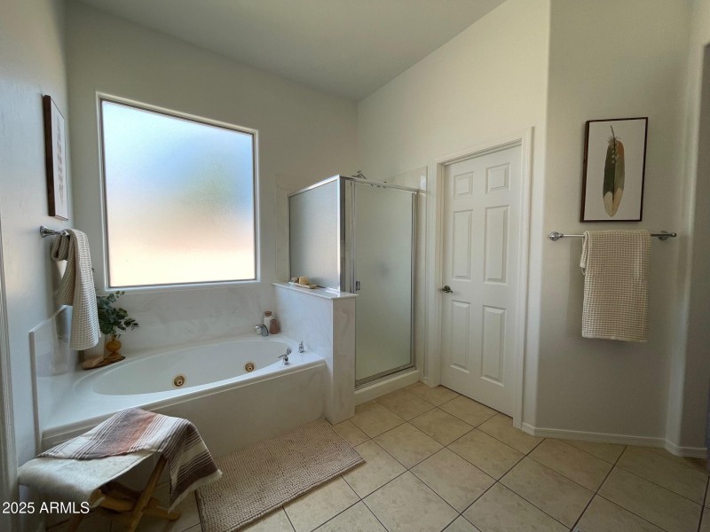 Large jetted Tub