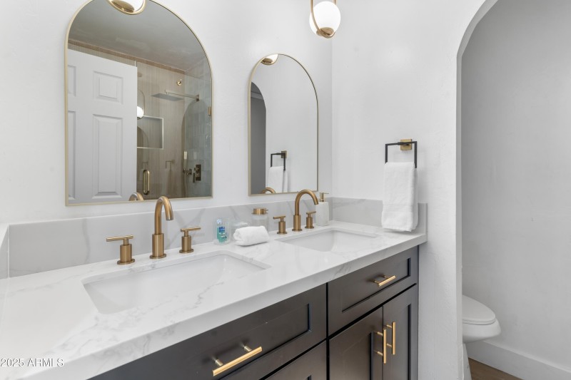 Dual Vanities
